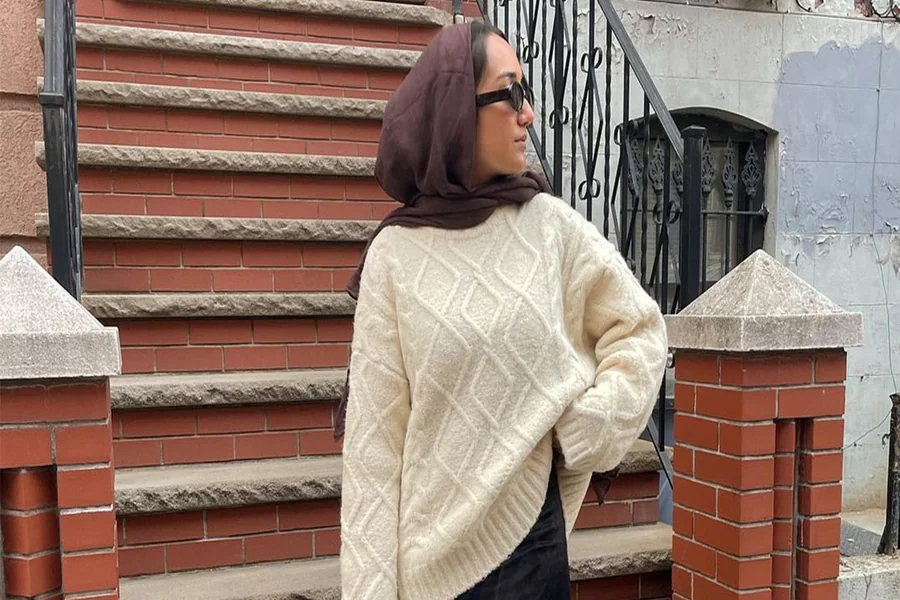 Modest Tops for Women: Comfortable and Stylish Wardrobe Essentials Modest Tops for Women